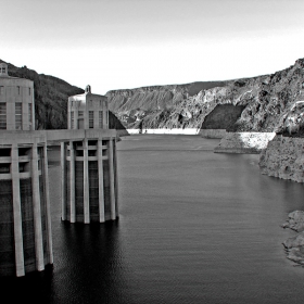 Hoover Dam (B/W)