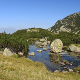 Камък и вода