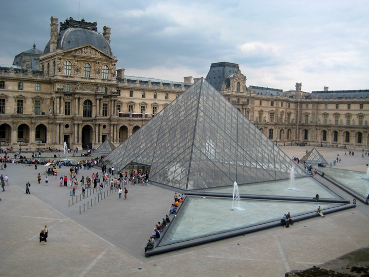 Louvre