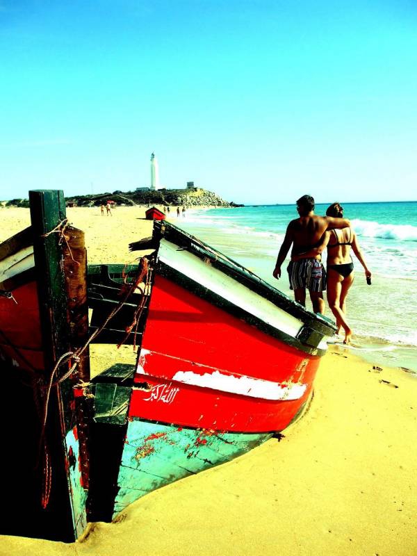 in love near da broken boat