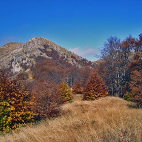 Планината и есента