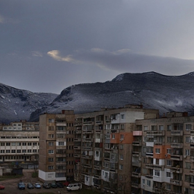 панорамни заснежени върхове и от мен :)