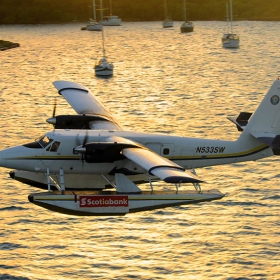 Излита от залива на Шарлот Амали, остров Сейнт Томас, US Virgin Islands. Карибска гледка!