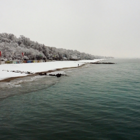 Различната Зима