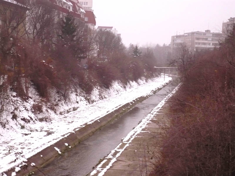 Река