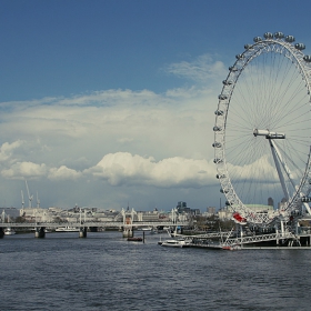 London Eye color