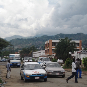 Забързан столичен ритъм  (Bujumbura, Burundi, Africa)