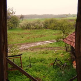 поглед от старата плевня