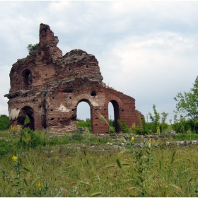 Старата църква