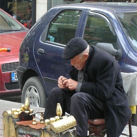 Ваксаджия в Анкара (хората дали ходят с обувки там?:))