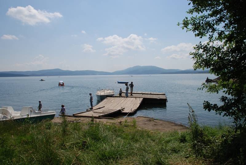 Морето край София 6