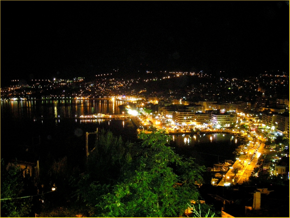 Крайбрежният булевард на Кавала