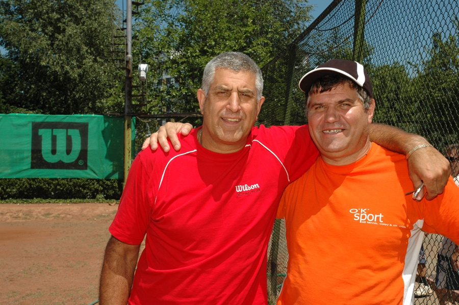 Г-н Петър Михнев и Г-н Джими Желев на Тенис турнир за любители Carlsberg Tennis Challenger