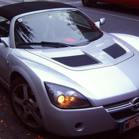 OPEL Speedster Turbo VX220 (Поздрав за UnStAbLeee)