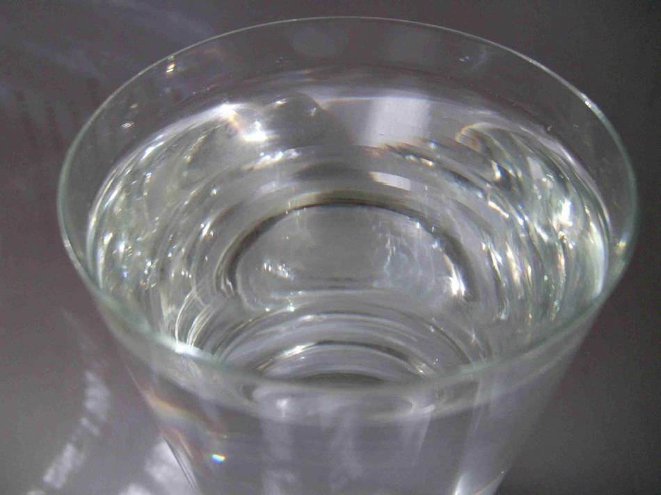 ЧАША ВОДА