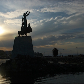 Благословени да са морето, градът и хората