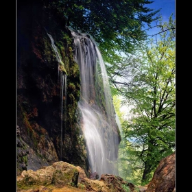 Етрополски водопад