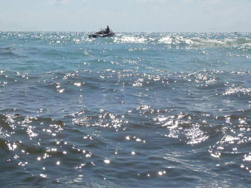 Море