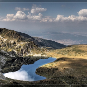 Езерото Бъбрека, едно от 7-те рилски езера