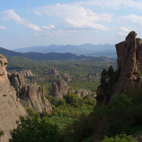 БЕЛОГРАДЧИШНИТЕ СКАЛИ