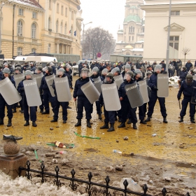 замеране на пазителите на реда с буци лед и слежни топки 14 01 09