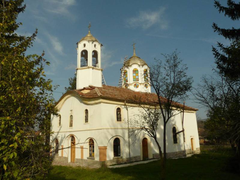 църквата в село Горна Росица