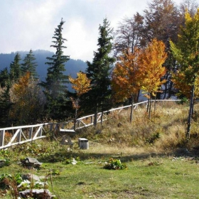 Северозападният рай, есенно спокойствие под Ком