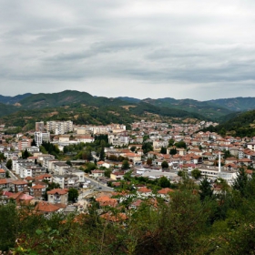 В прегръдката на планината - Златоград