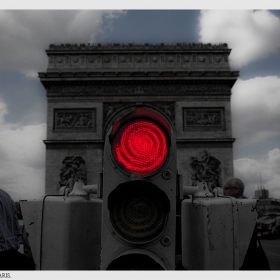 Let's STOP in Paris.
