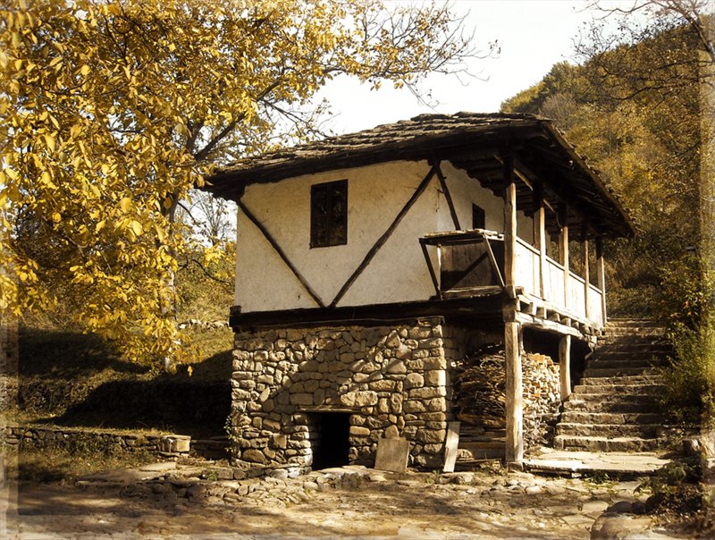 Етъра