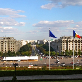 Букурещ - от терасата на Парламента.