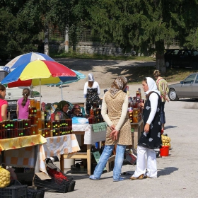 Магията на плодовете(пазара в Юндула)