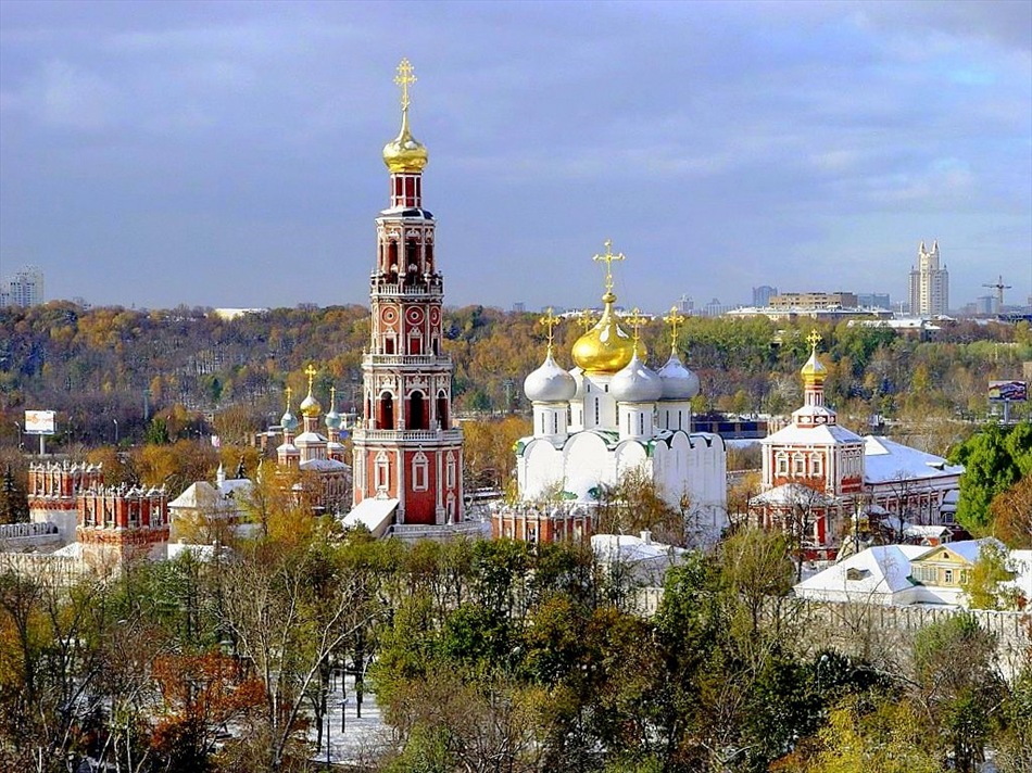Новодевически манастир - един от най-красивите в Москва!:)
