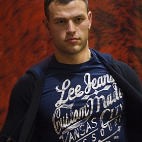 Lee-2