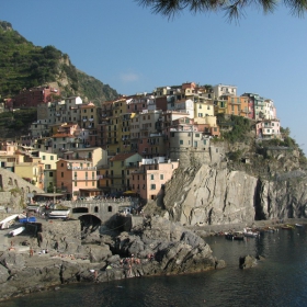 Кацнал на хълма - Manarola, 5 terre