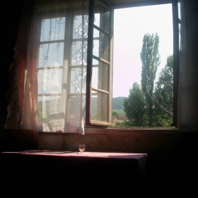 Прозорецът на детството