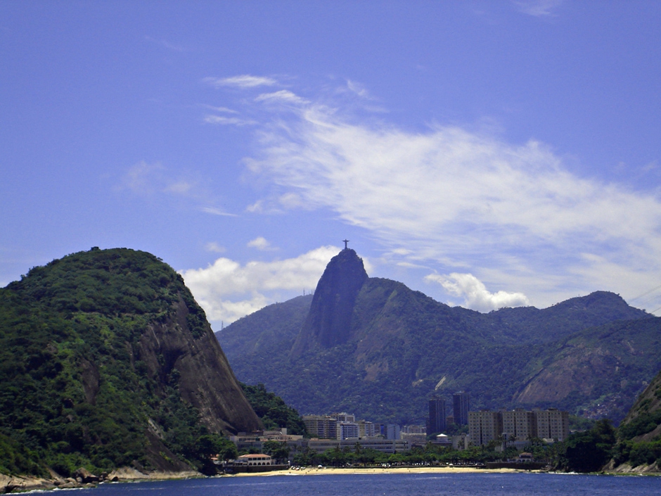 Rio De Janeiro - на заден план статуята на Исус Христос-5