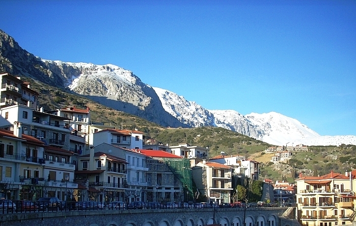 Арахова