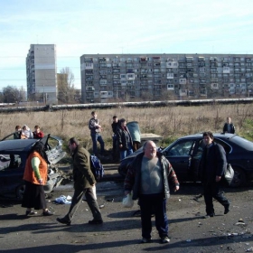 Мake Love not Street War(Правете любов, а не 