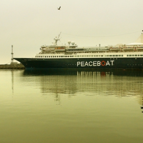 PEACEBOAT