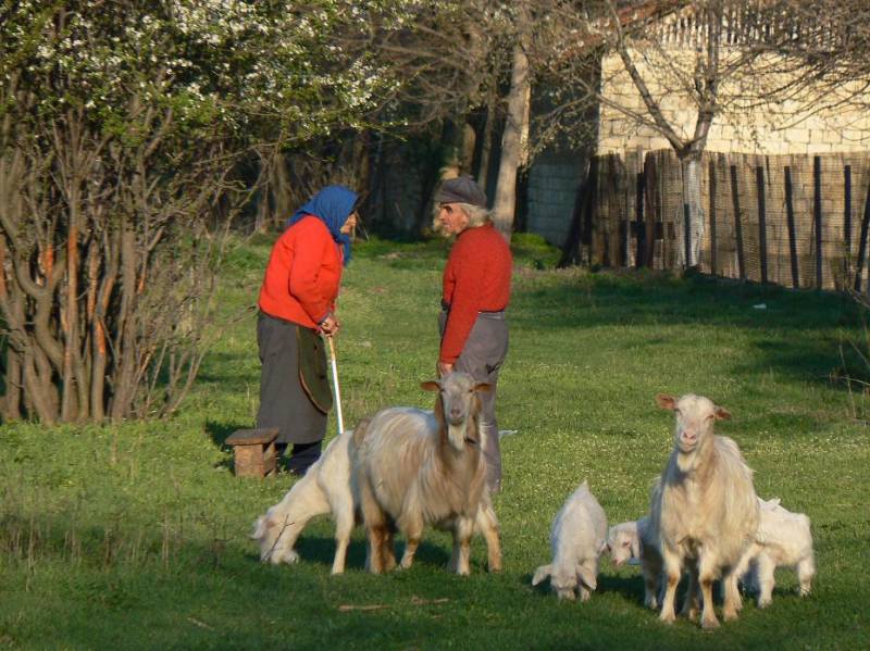 На село