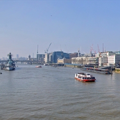 Панорамка от London Bridge