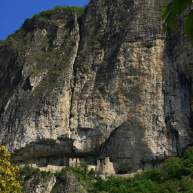 Средновековна крепост  San Gottardo