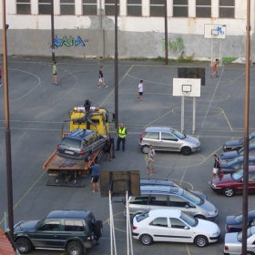 Паяк вдига коли паркирали в у-ще в Созопол