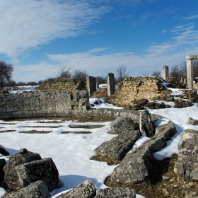 Nikopolis ad Istrum, Cardo maximus, N CXCIII (odeon) - сиреч Малък градски театър зад канала