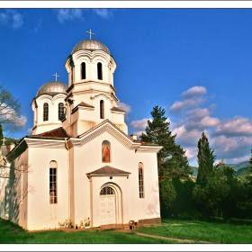 Черква в Своге