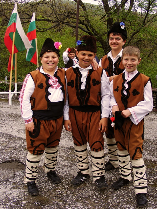 Юнаци с калпаци!