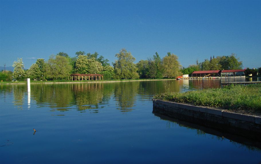 Езерце