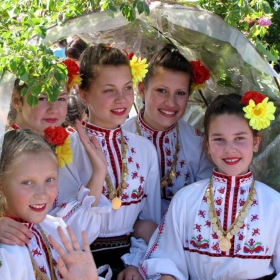 Цветно