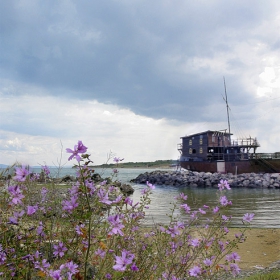 край брега
